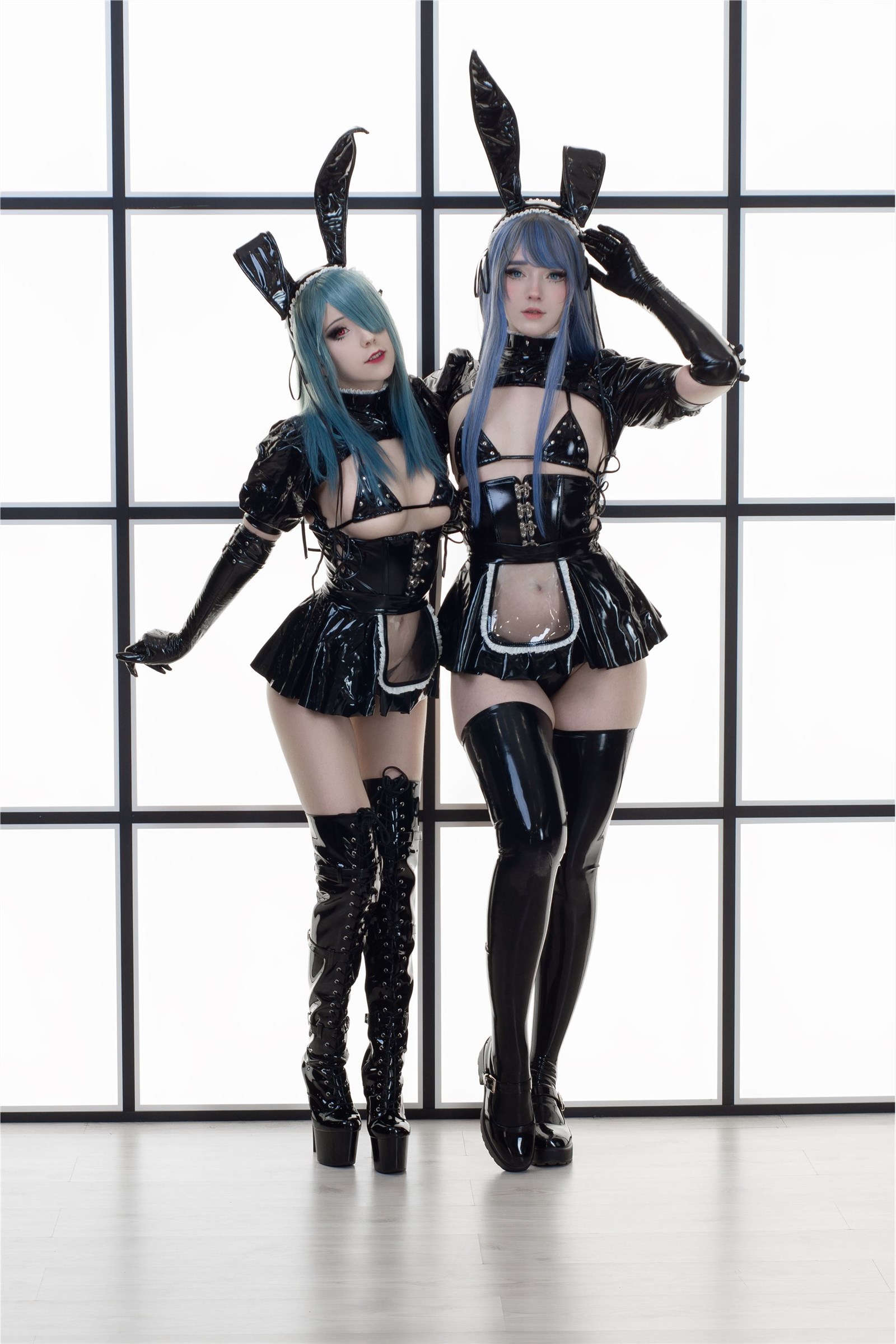 CandyBall 14. Latex Bunny Twins(8)